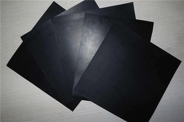 土工膜能抗曬多久呢？  第2張